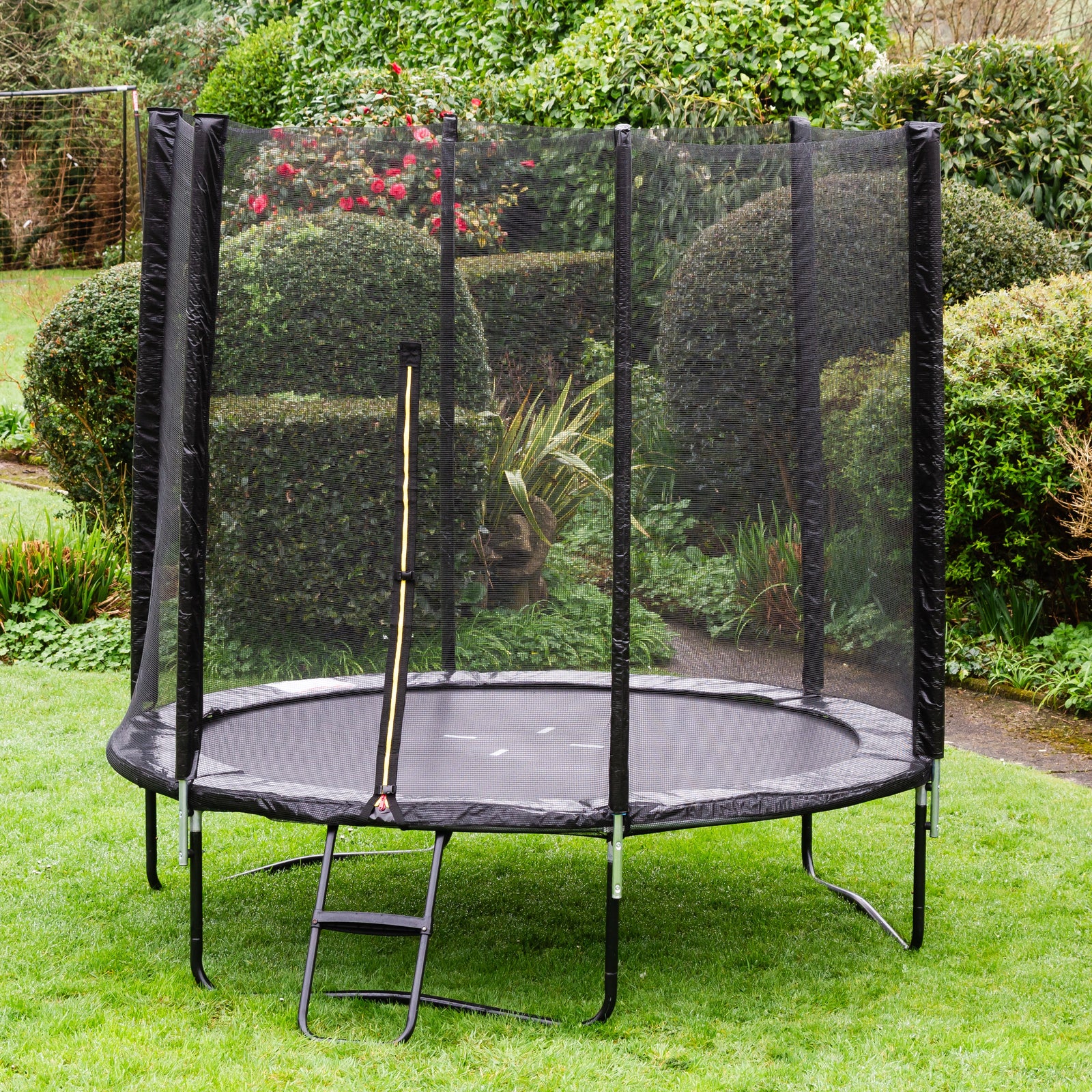 Zone Round Outdoor Trampoline With Padding, Safety Enclosure And Ladder | 6ft | Black