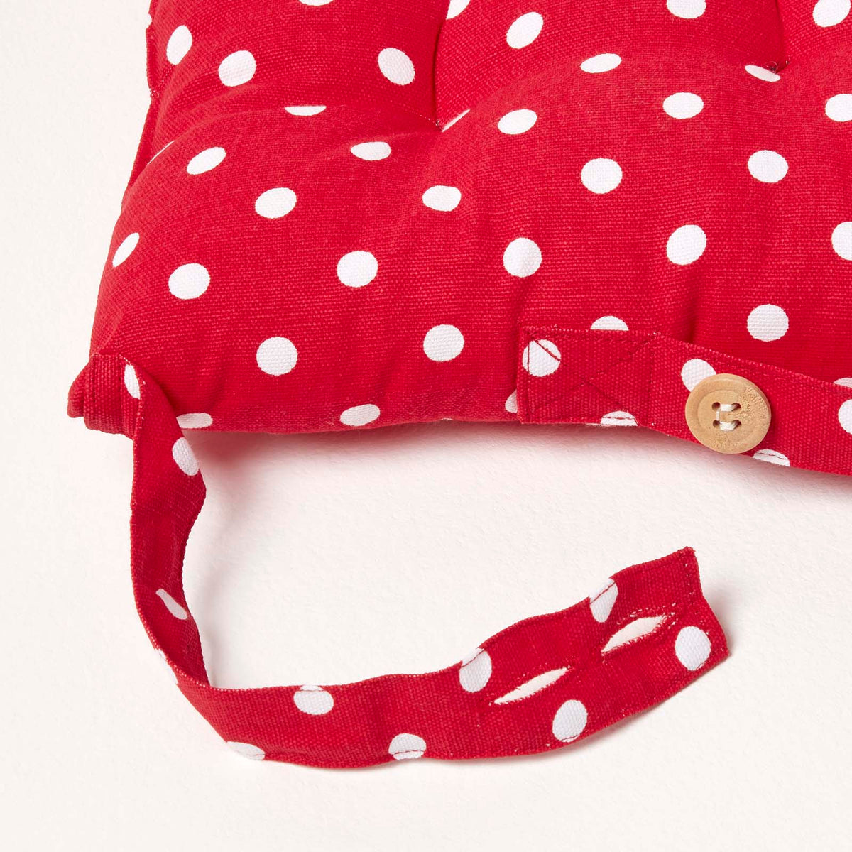 Red Polka Dot Seat Pad With Button Straps 100% Cotton, 40 X 40 Cm | Set of 4 | Red