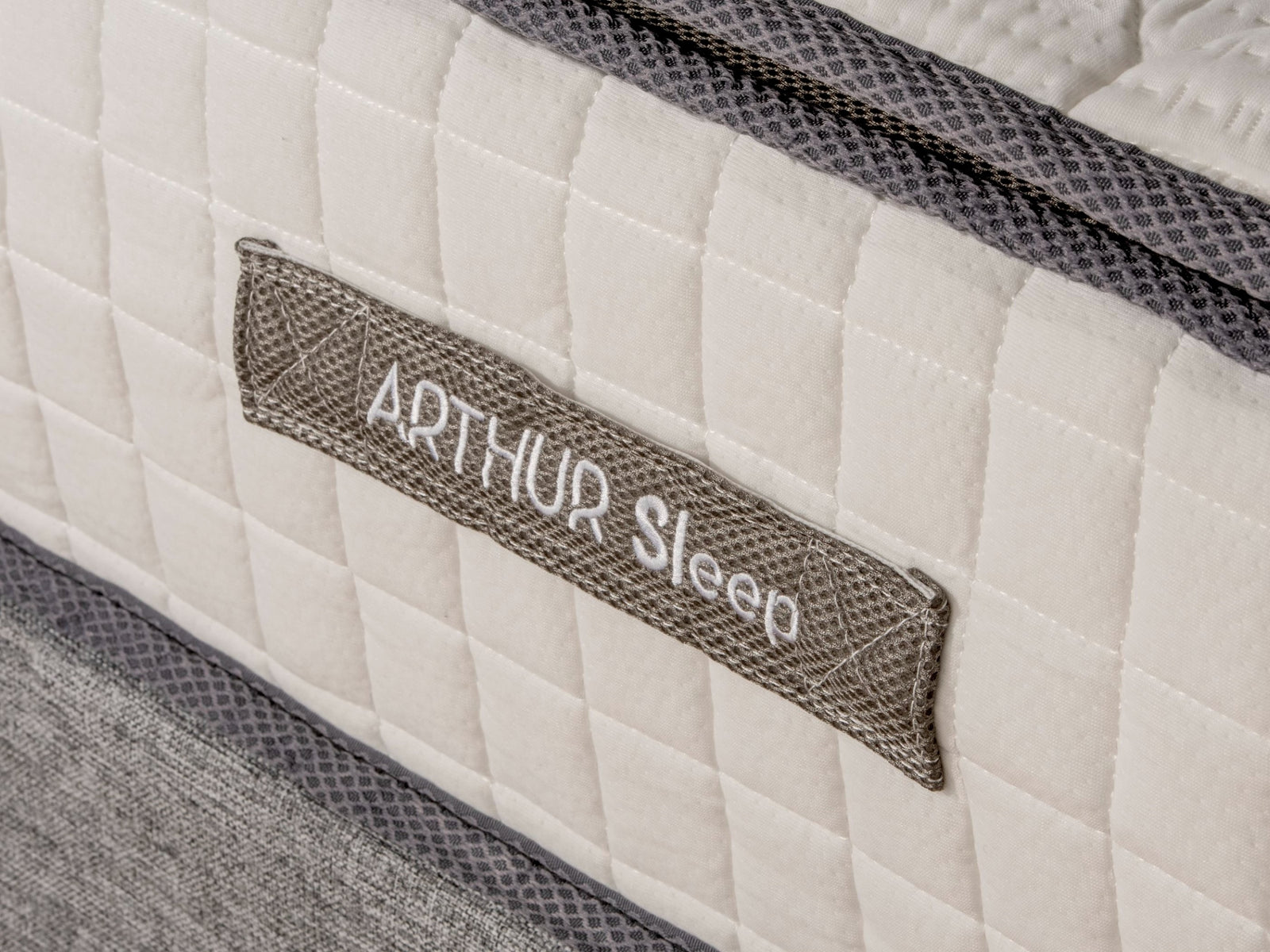 Spare Arthur 1500 Medium Firm Hybrid Mattress | Small Double | White