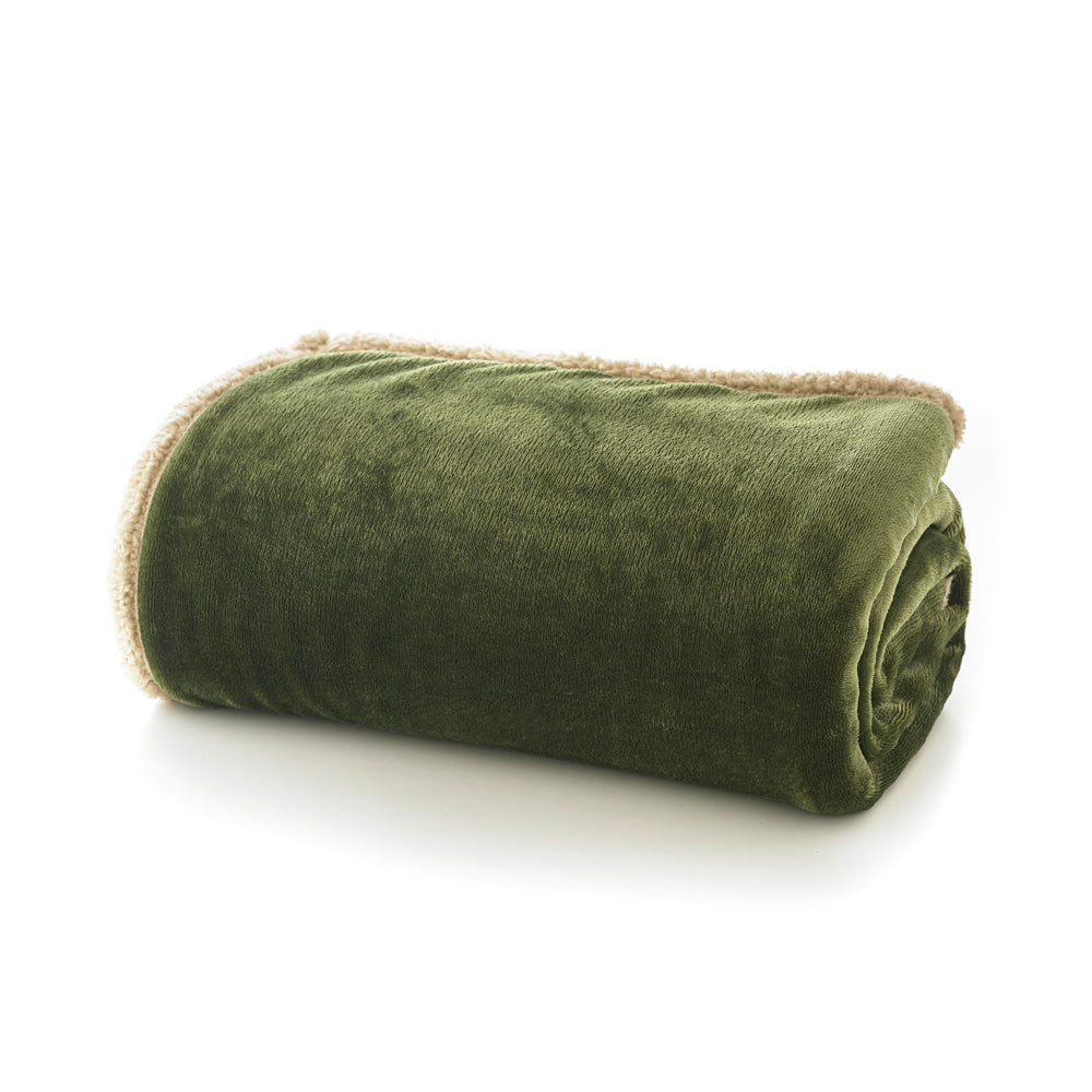 Blackbrook Ultrasoft Flannel Throw With Sherpa Back | 125cm x 150cm | Olive