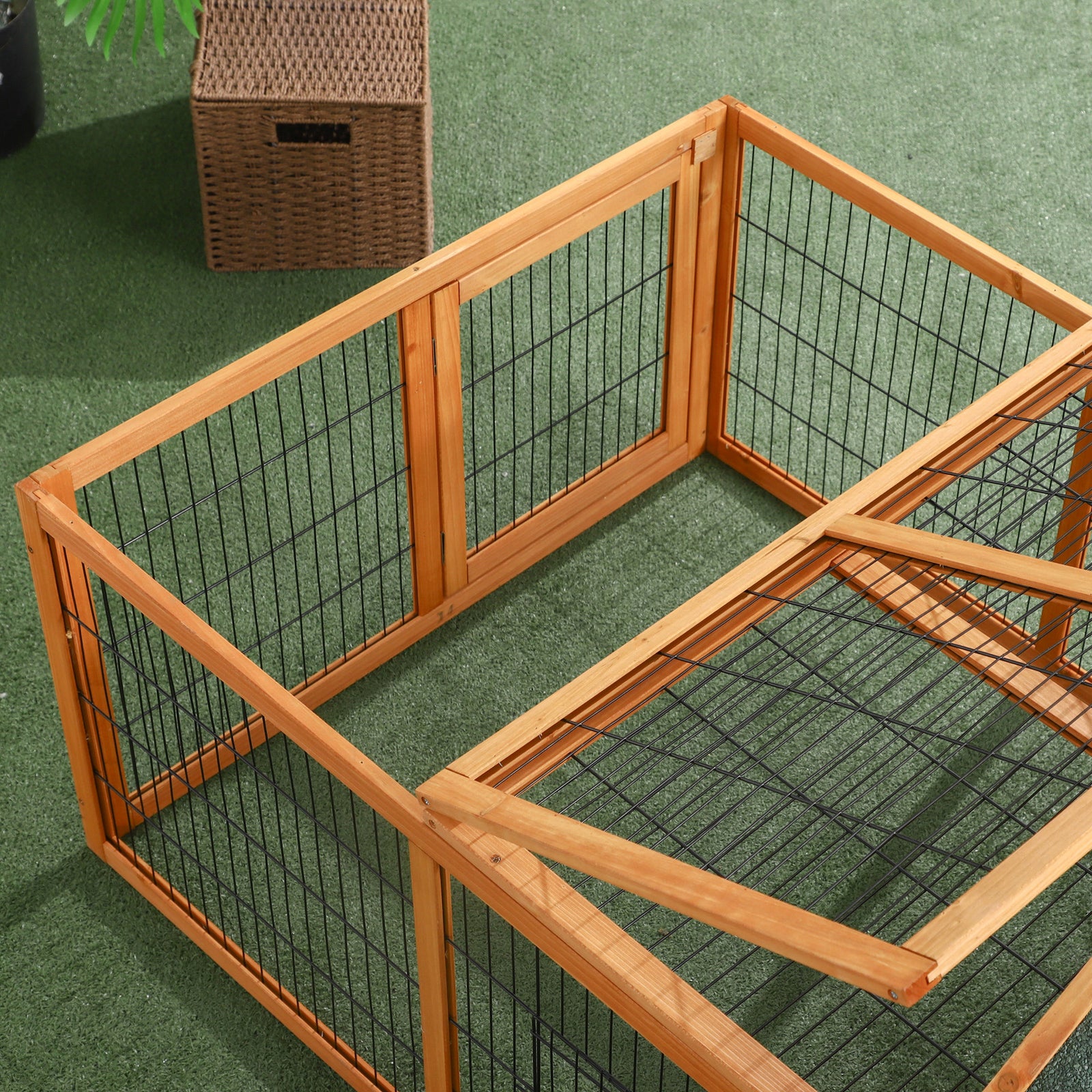 Wooden Rabbit Hutch Detachable Pet House With Openable Run & Roof