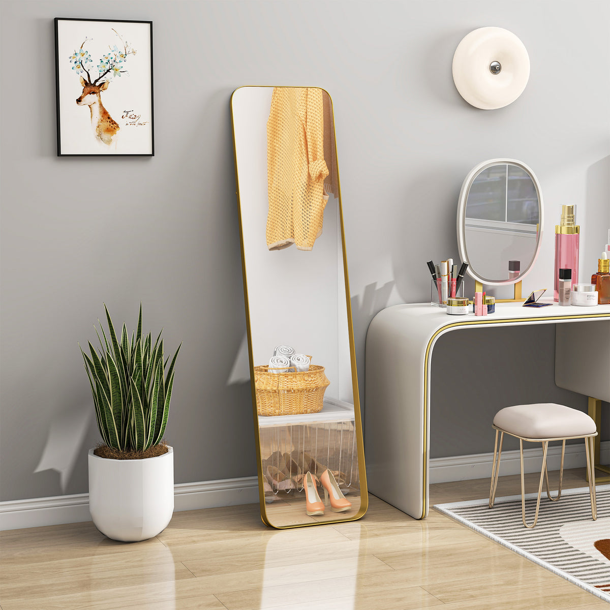 HOMCOM Rectangular Mirror For Bedroom Gold Tone