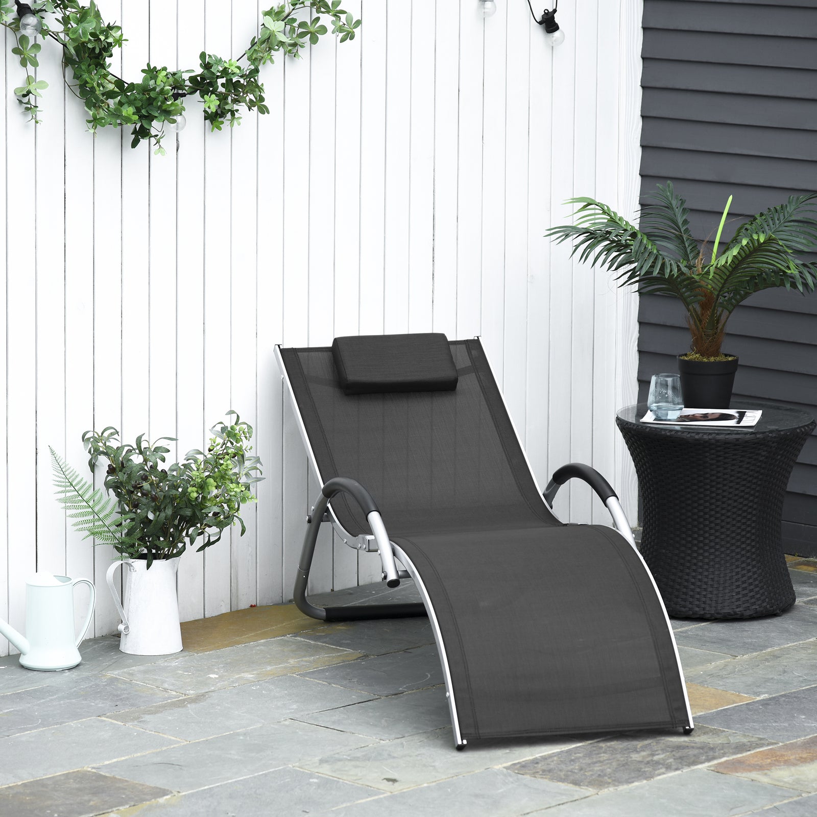Lounger Chair W/ Removable Pillow | Black