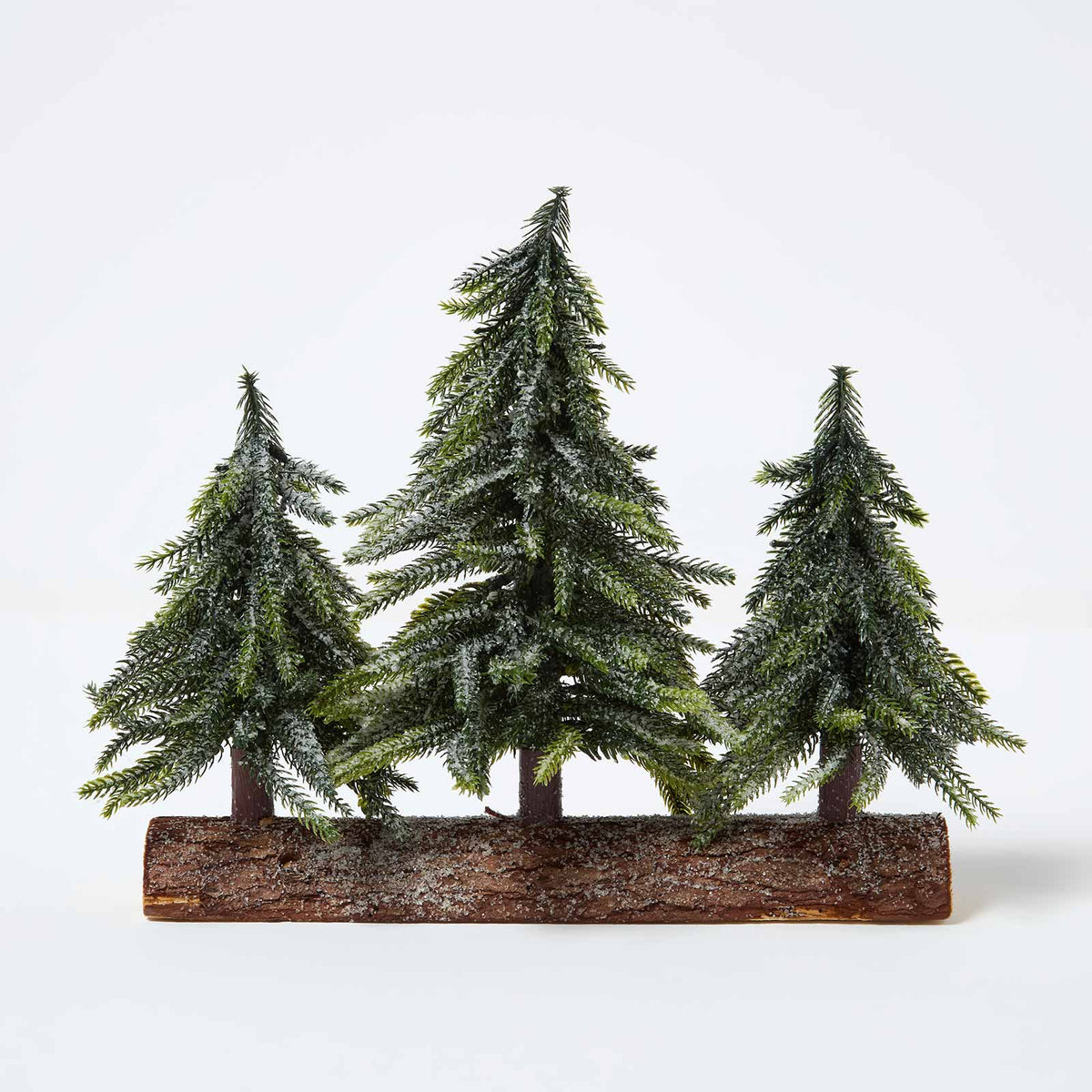 HOMESCAPES Set Of 3 Frosted Xmas Trees On Firwood Log Base, 27 X 27 Cm