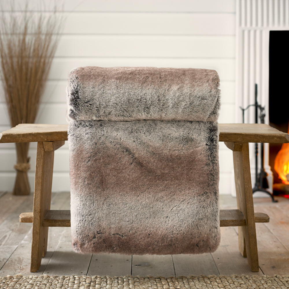 Ashbourne Ultrasoft Faux Fur Throw | 130cm x 180cm | Brown