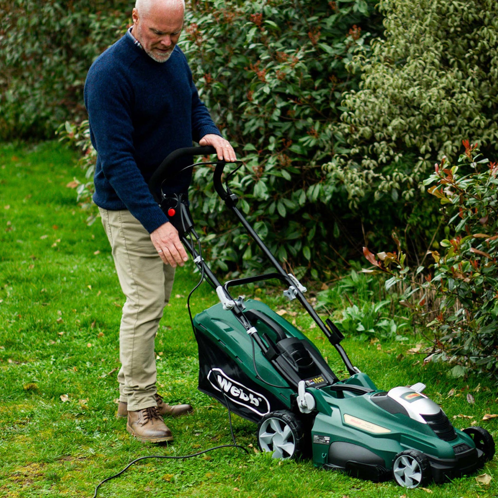 40cm Electric Rotary Lawnmower 1800w 45l Grass Collector | Green