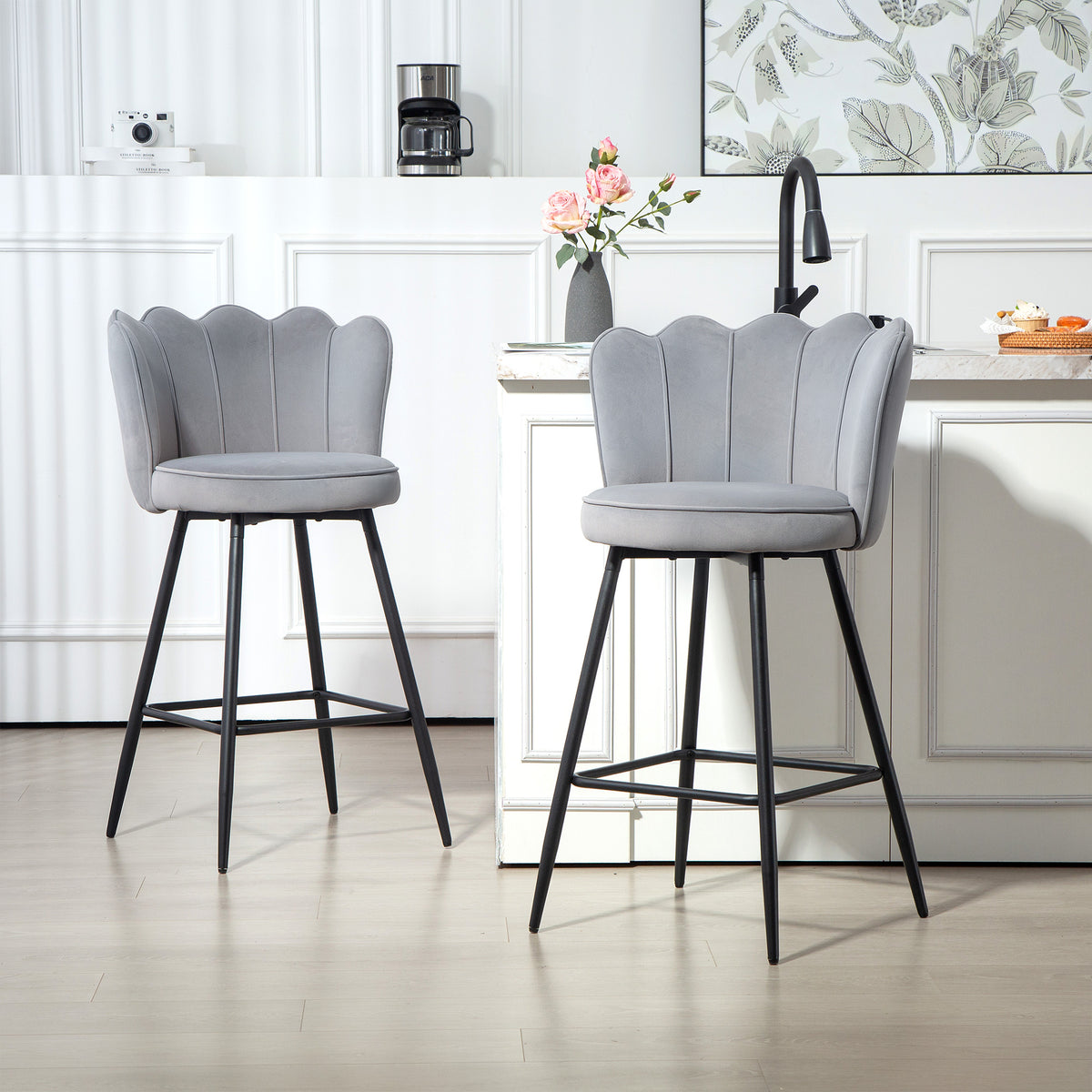 Barstool With Petal Backrest For Kitchen Island | Set of 2 | Grey