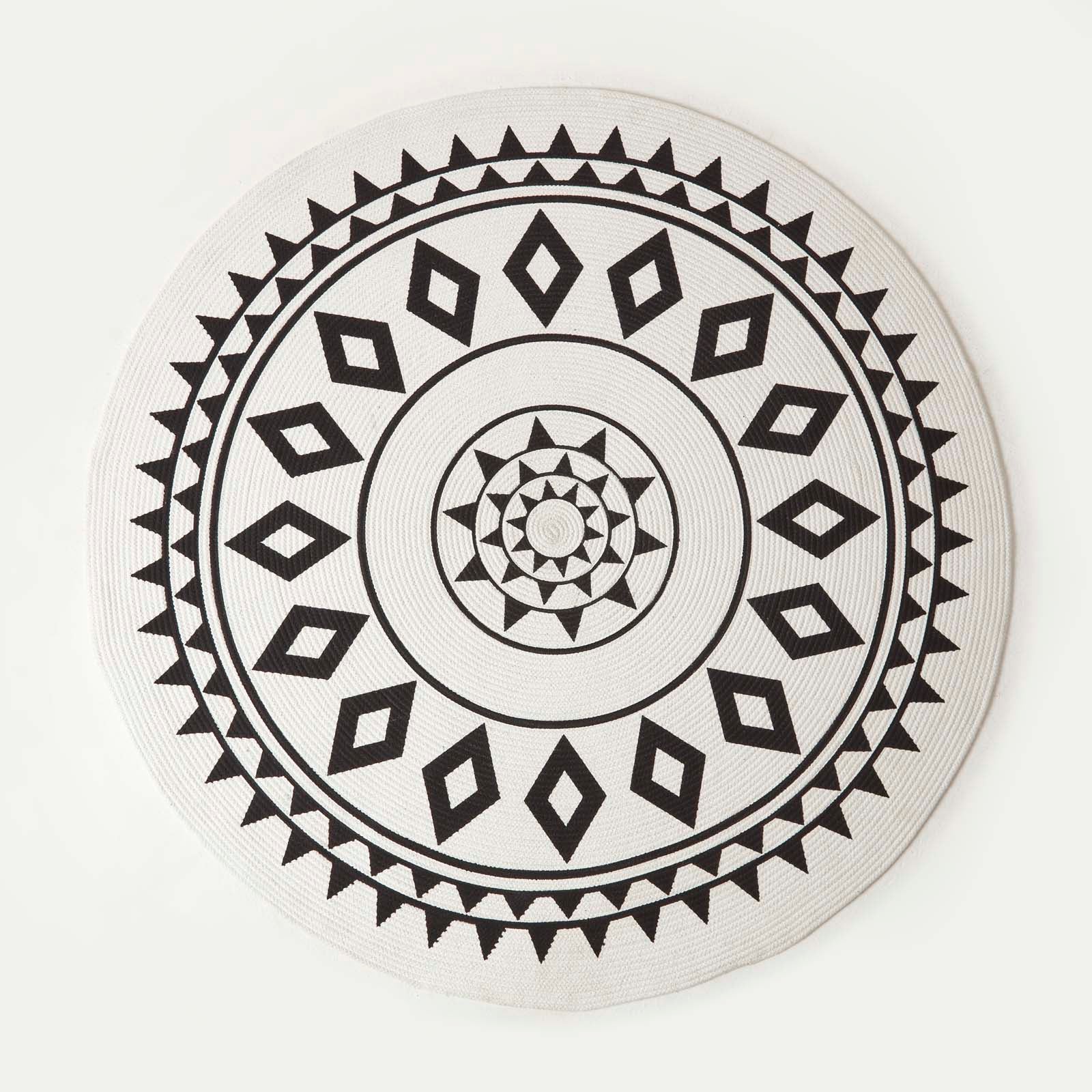 Lia White & Black Mandala Handoven Cotton Rug Round | 150cm | Black & White