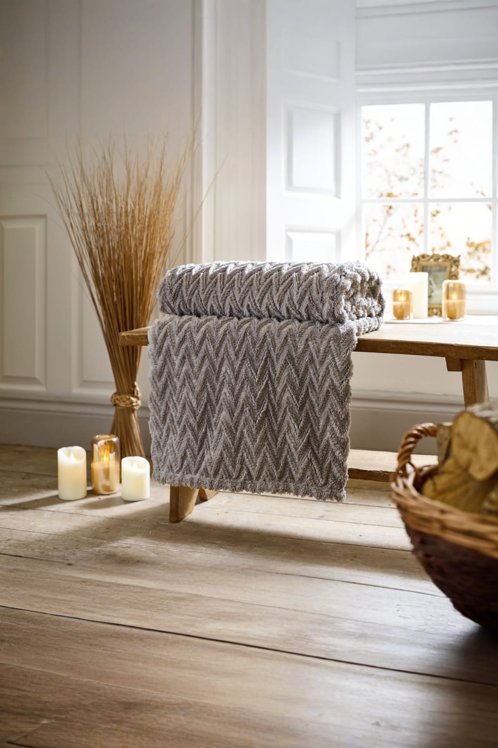 Tadcaster Supersoft Warm Chevron Designn Throw – 140x180cm Blanket | 140cm x 180cm | Taupe