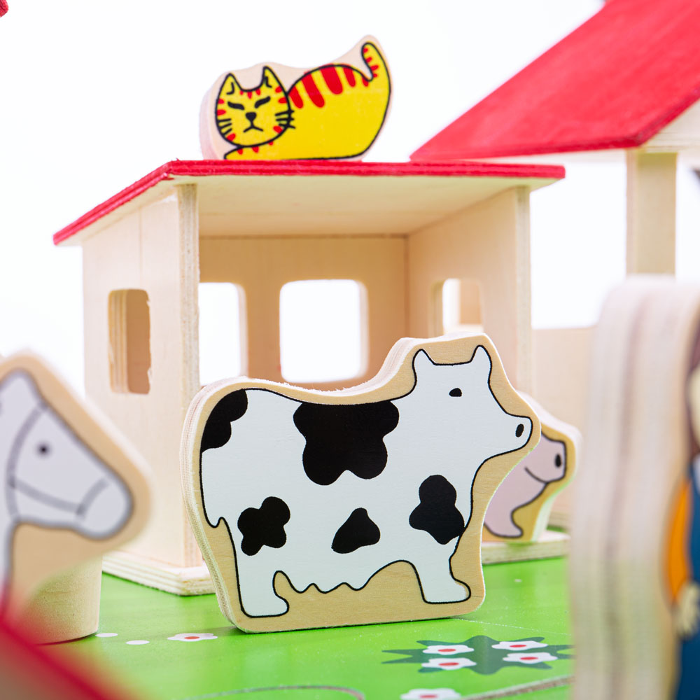 Bigjigs Toys Wooden Farm Playset, Farm Toys, Includes 50 Play Pieces