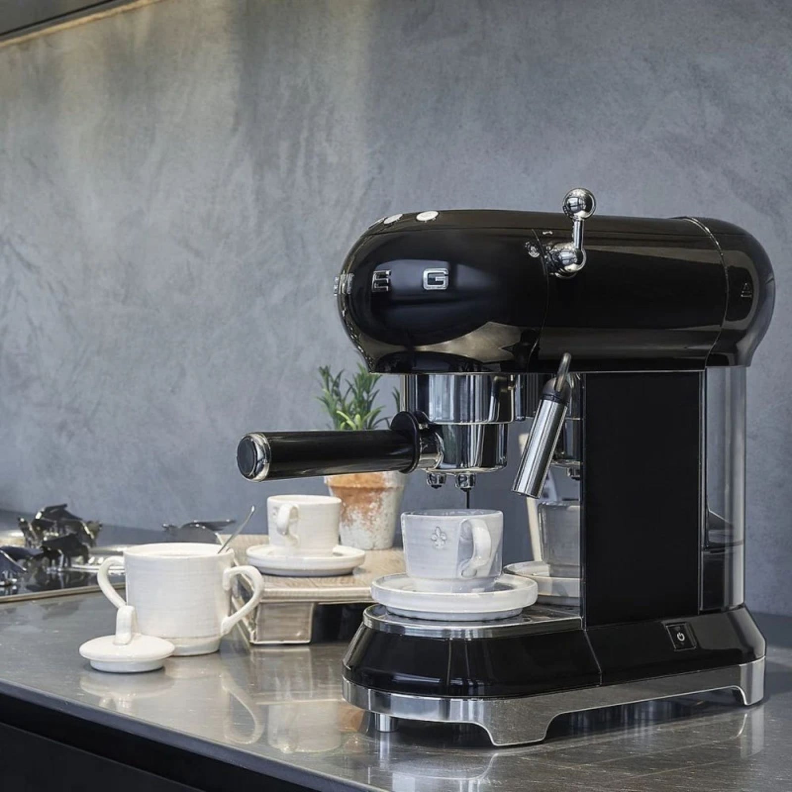 Ecf01 Retro Style Espresso Coffee Machine | Black