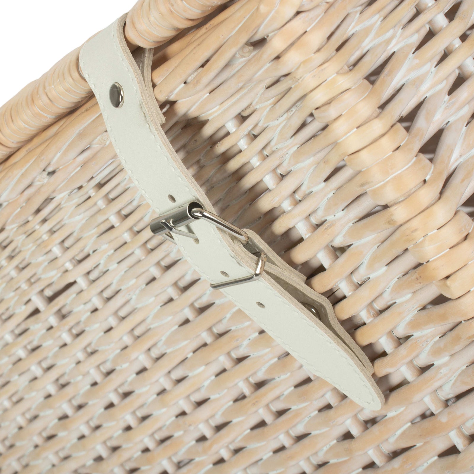 Wicker White Wash Vintner Storage Picnic Basket | Large | White