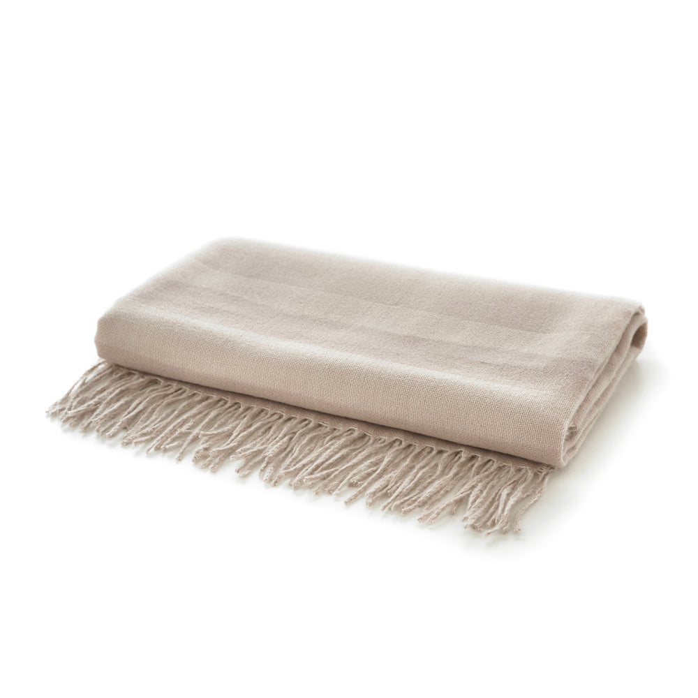Elgin Supersoft Yarn Dyed Jacqaurd Throw | 130cm x 160cm | Pink