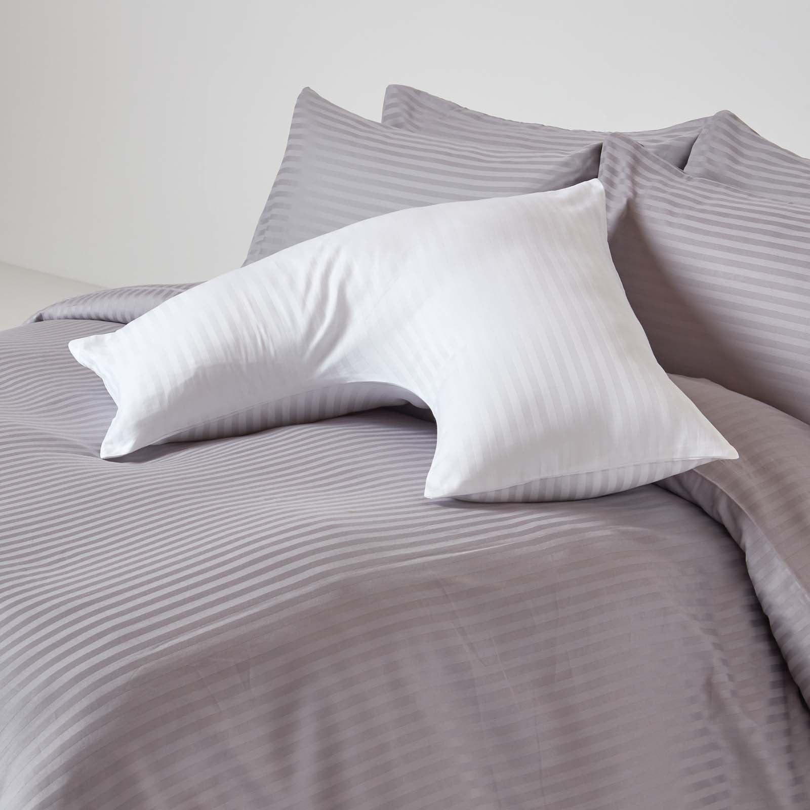 Egyptian Cotton Super Soft V Shaped Pillowcase 330 Tc | V Shape | White