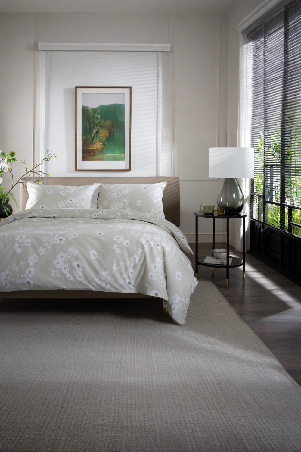 Petite Fleure 100% Cotton Duvet Cover Set – Floral Blossom Print Bedding With Piped Edges | Double | Natural