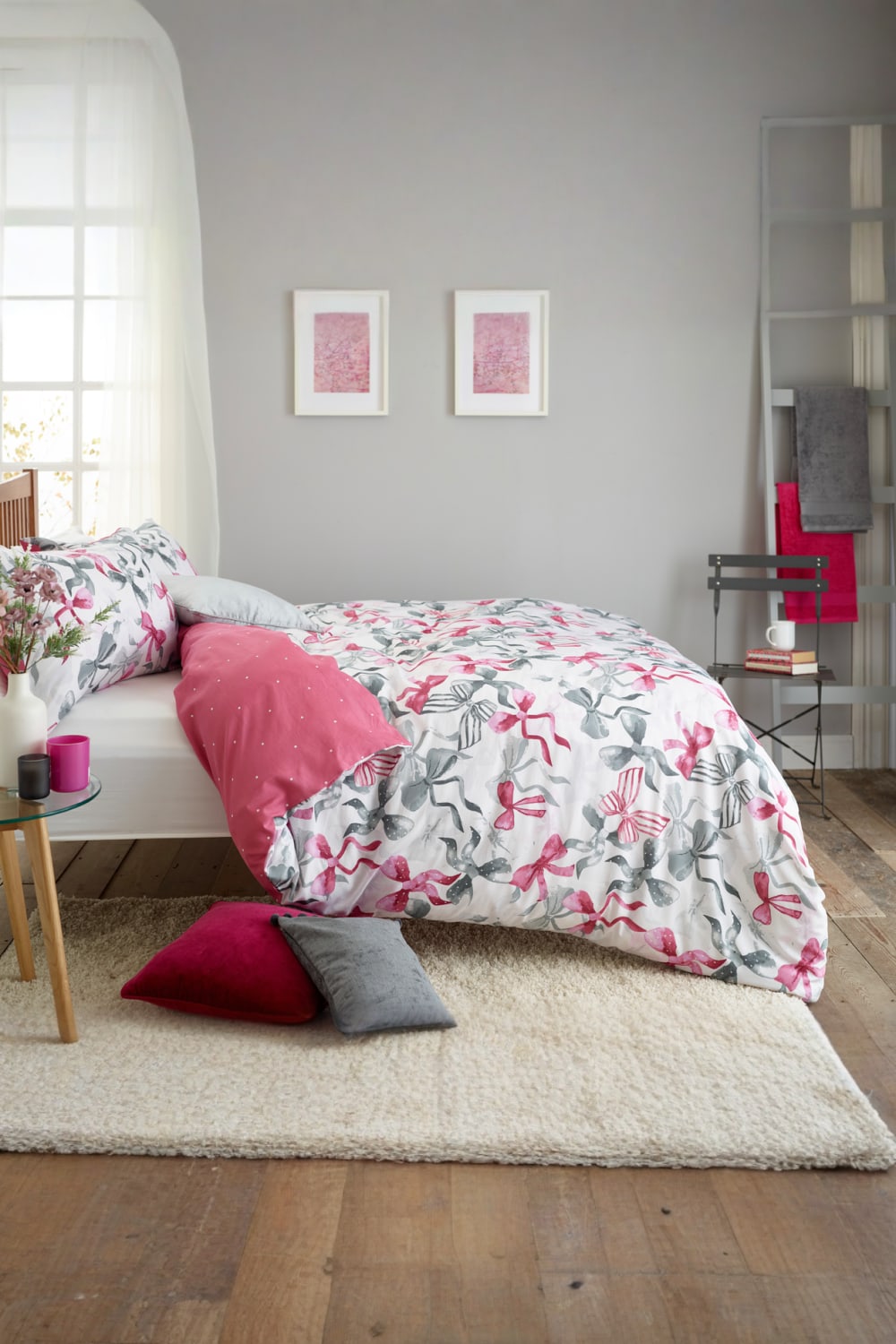 Bows Print Easycare Duvet Cover Set – 200tc Cotton Rich Soft Bedding | King | Pink