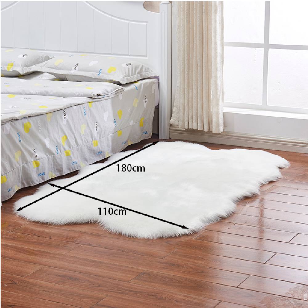 Irregular Shaped Super Soft Shaggy Area Rug | White