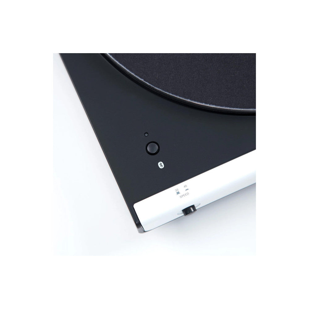 Lp60xbt Fully Automatic Bluetooth Belt-drive Turntable | White