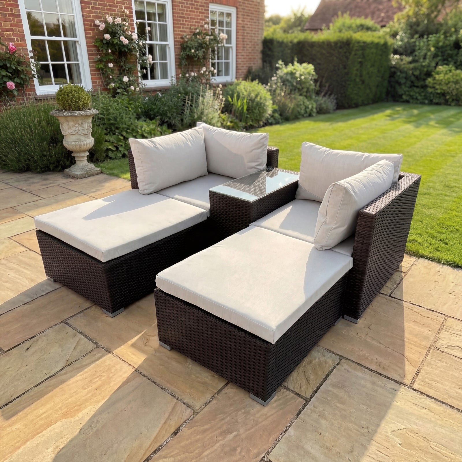 Bastia 5 Piece Outdoor Seating And Table Set | Brown