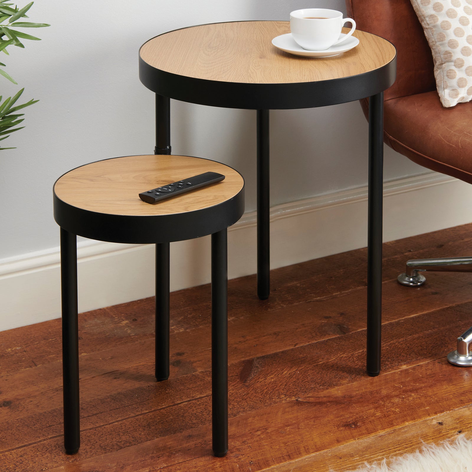 Rotating Side Table Wood Effect Table Top | Black
