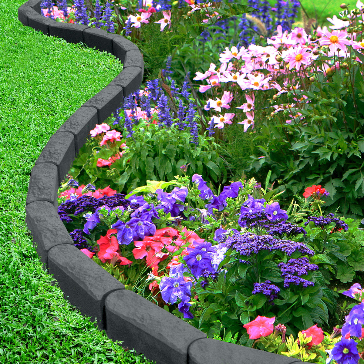 Stomp Edge Rubber Lawn Edging | Set of 4 | Graphite Black