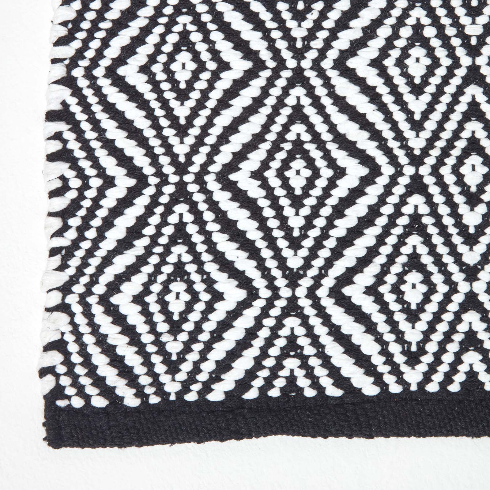 Trance Black And White Diamond Pattern Recycled Fibre Rug | 150cm x 220cm | Black & White