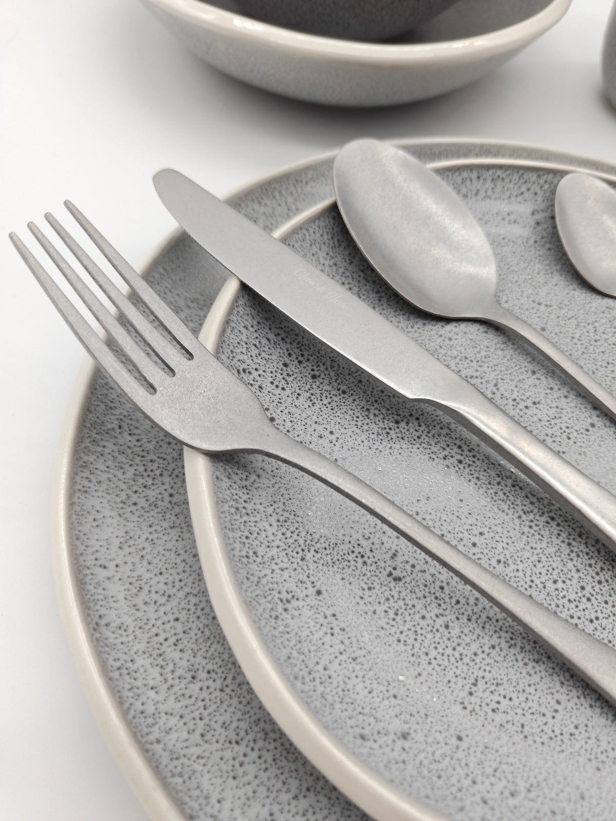 Reactive Grey Glaze Stoneware Dinnerware Set Nordic Pebble Plates & Bowls | Set of 18 | Grey