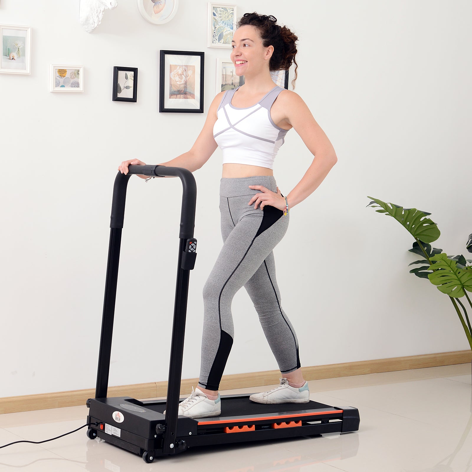 1-6 Km/h Folding Walking Treadmill W/ Remote Control | Black