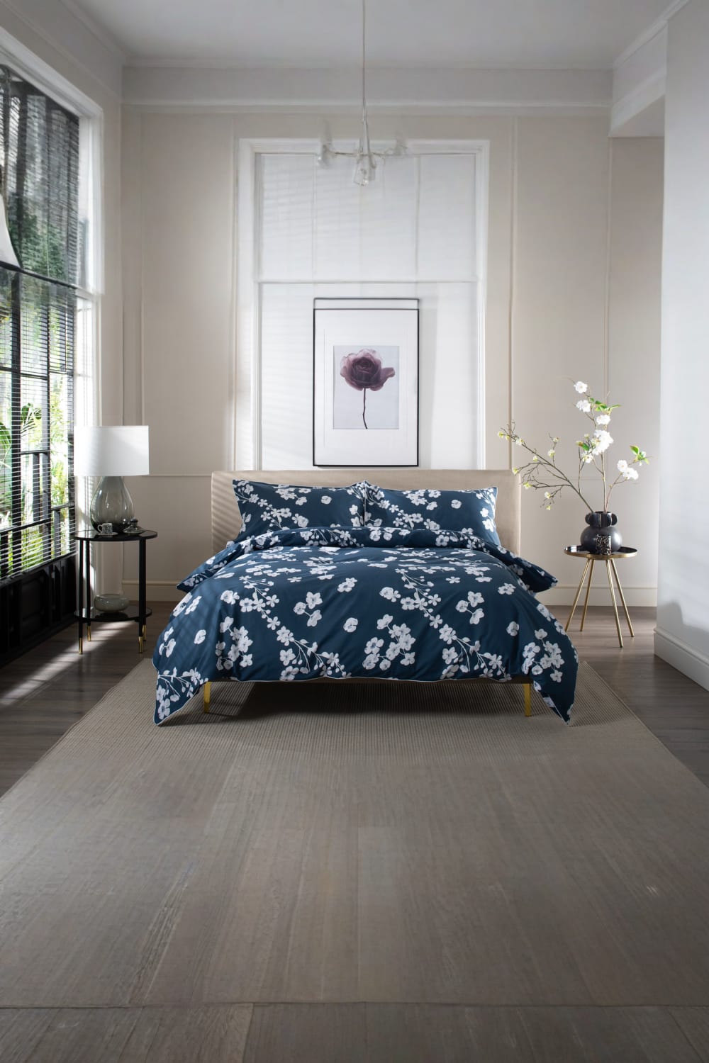 Petite Fleure 100% Cotton Duvet Cover Set – Floral Blossom Print Bedding With Piped Edges | Super King | Navy Blue