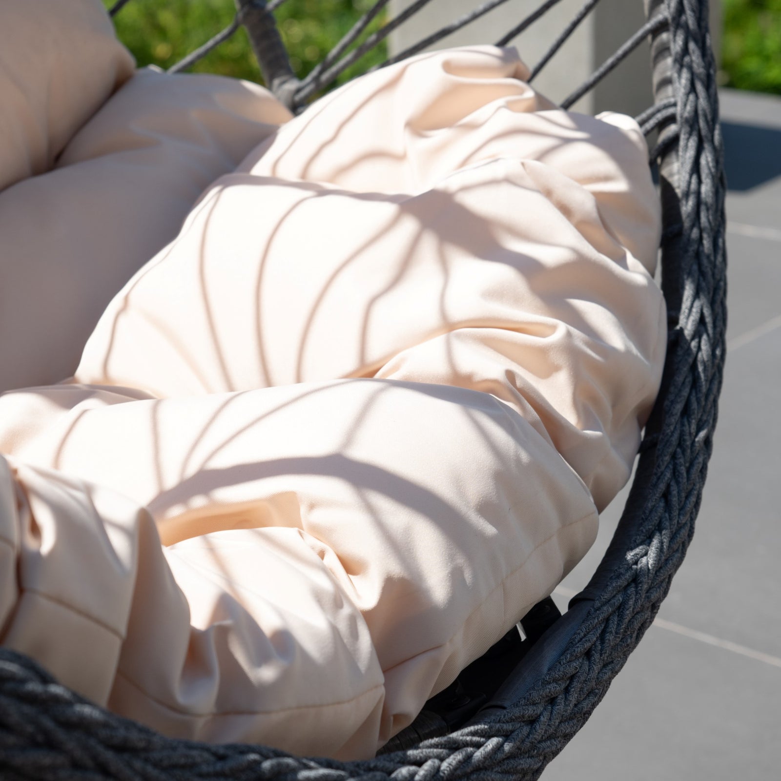 Lynton Garden Hanging Egg Chair | Cream