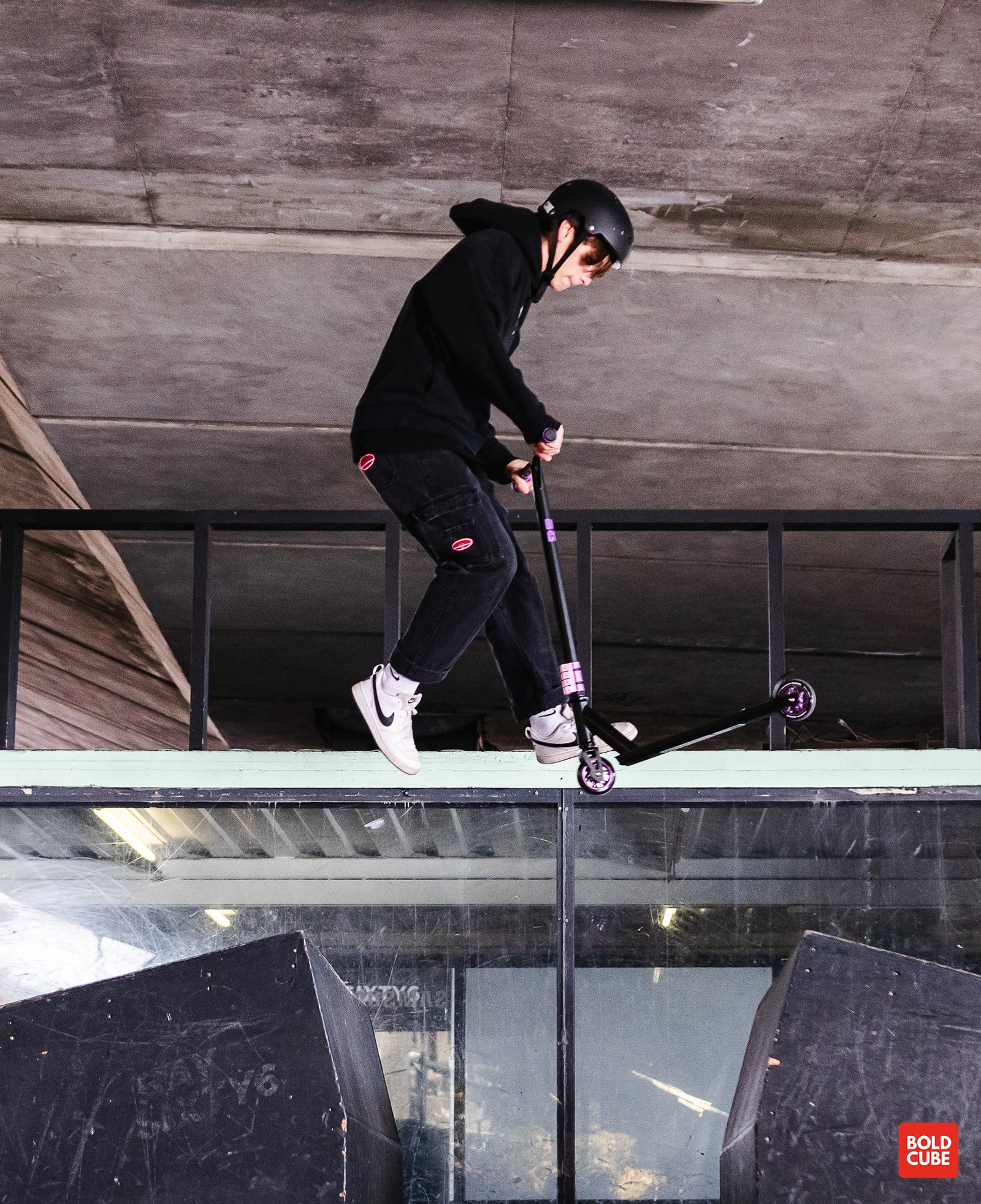 Deluxe Stunt Scooter | Navy Blue