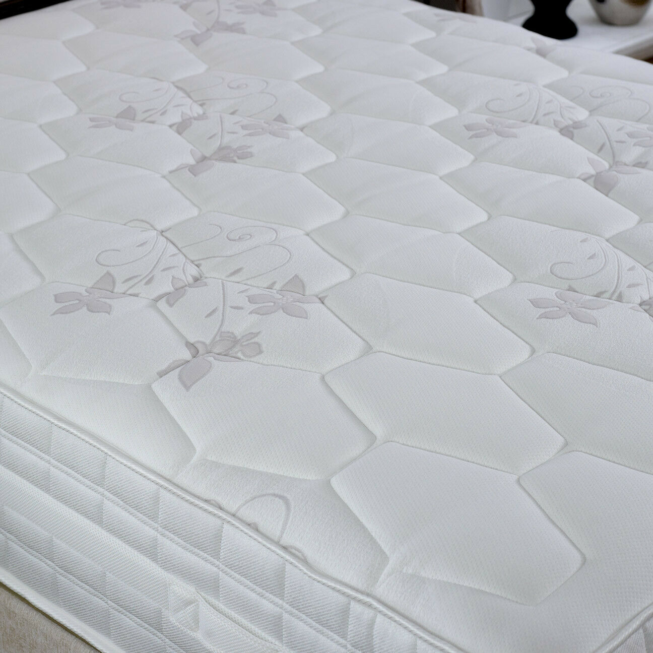Luna 3000 Pocket Sprung Revofoam Mattress | Double | White