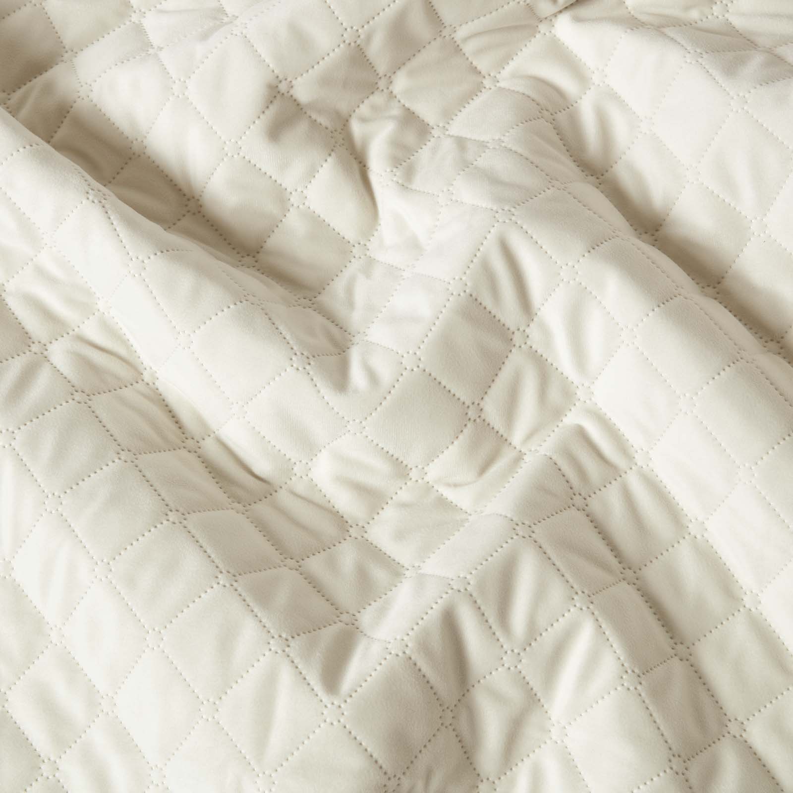 Diamond Quilted Velvet Bed Throw | 150cm x 200cm | Cream