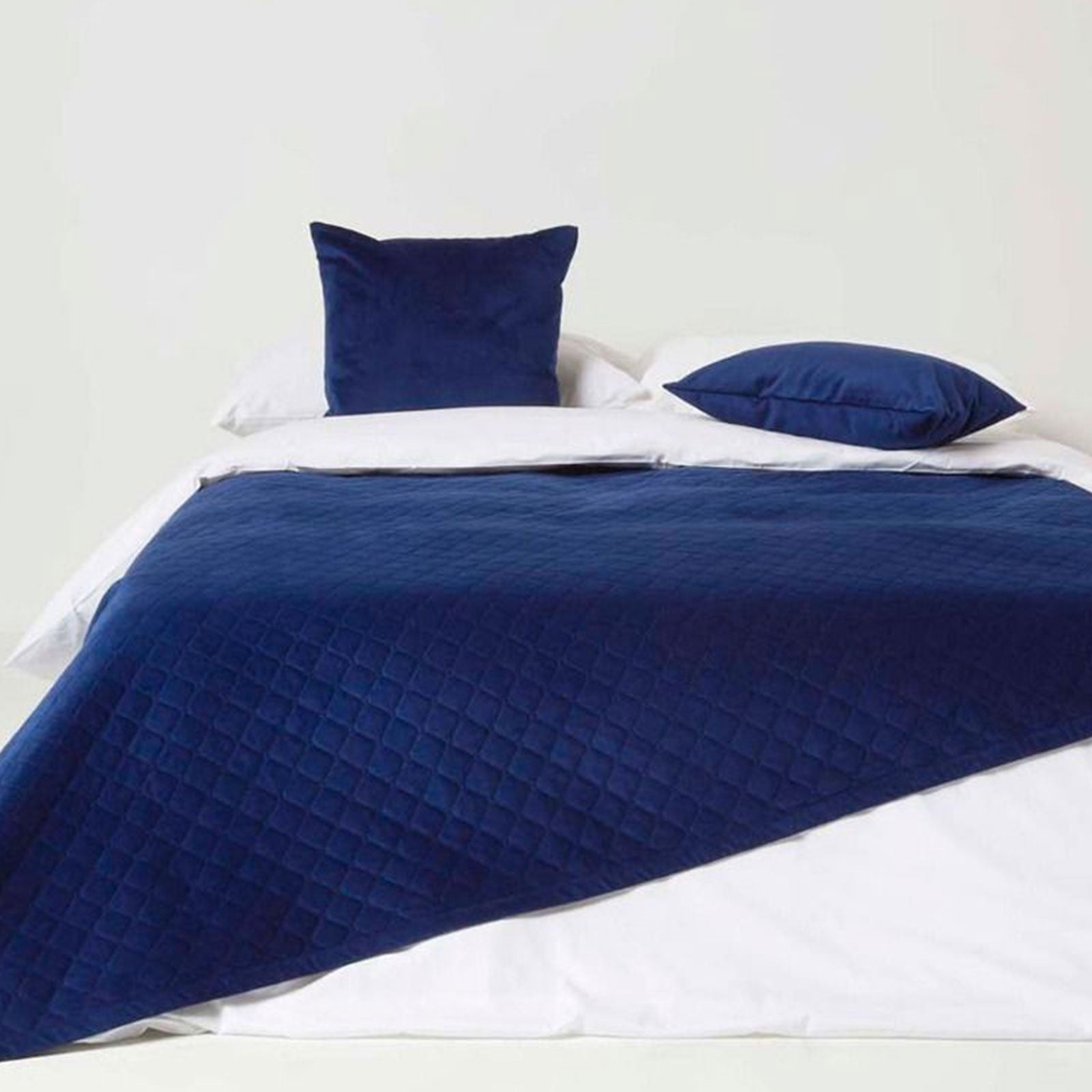 Diamond Quilted Velvet Bed Throw | 150cm x 200cm | Navy Blue