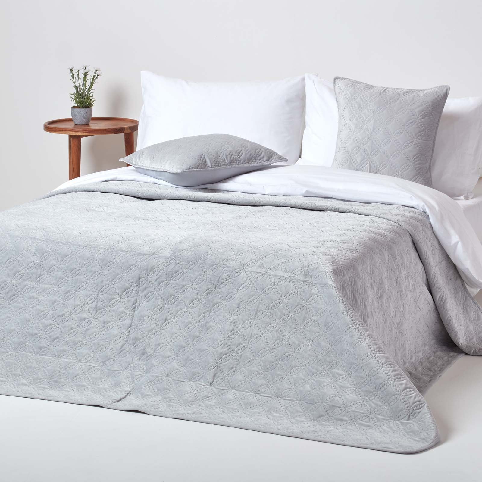 Paragon Diamond Pattern Geometric Velvet Bedspread | 200cm x 200cm | Grey