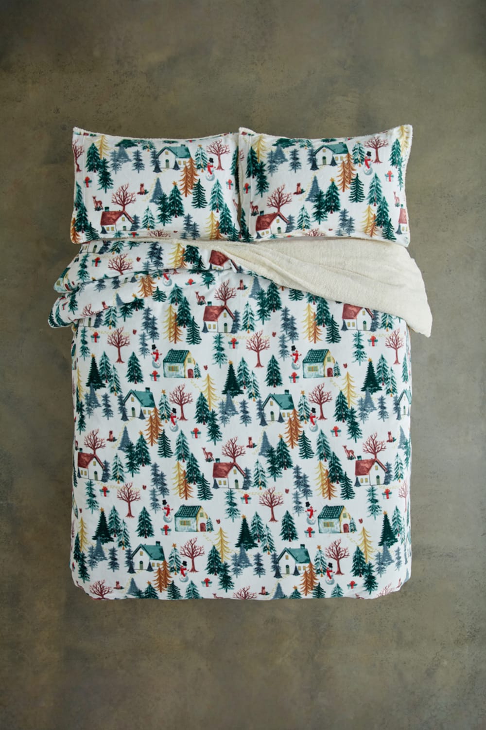 Winter Walk Fleece Duvet Cover Set With Sherpa Reverse – Cosy Cabin Bedding | King | Multi
