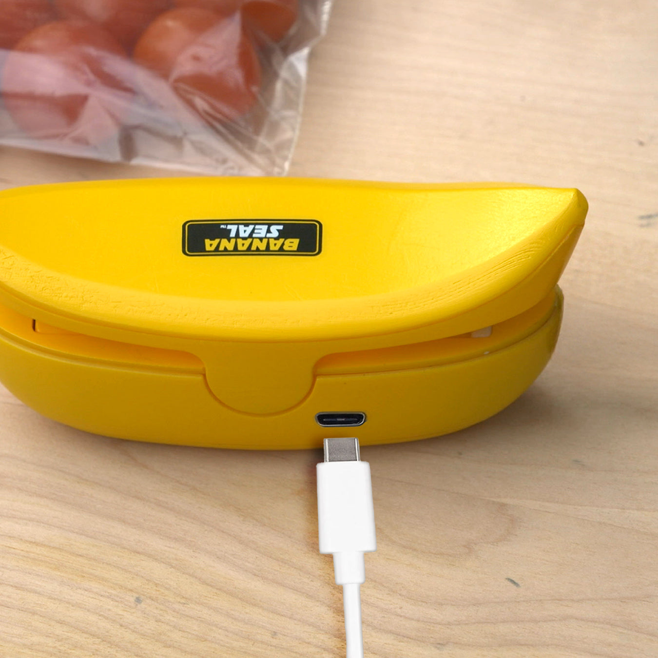 Banana Seal 2-in-1 Bag Sealer & Cutter | Deluxe | Yellow