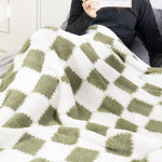 Green And White Checkered Super Soft Cozy Throw Blanket – Plush Lightweight Throw With Multiple Size Options | Extra Large