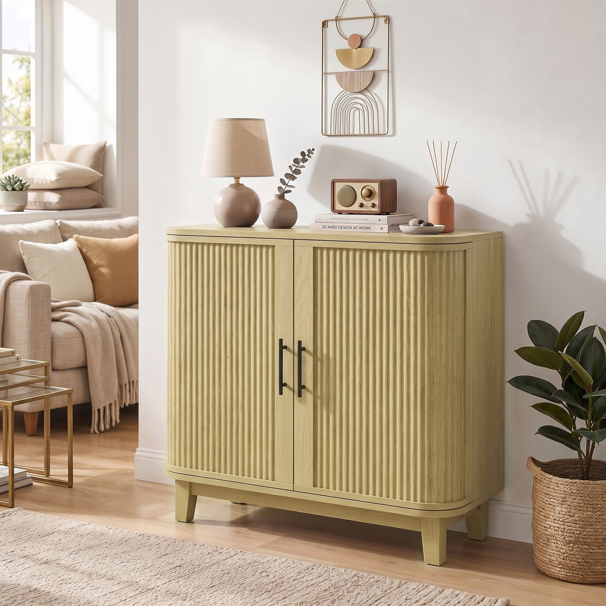 Sideboard With 2 Curved Doors And Adjustable Shelf | Oak