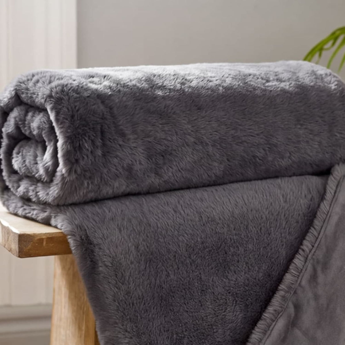 Ashford Faux Fur Throw | 130cm x 180cm | Grey