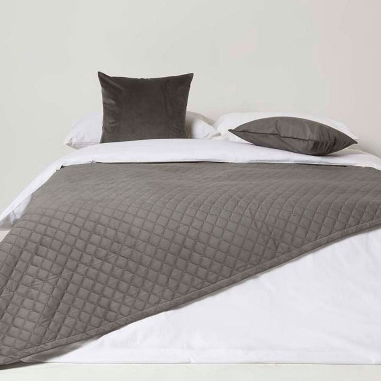 Diamond Quilted Velvet Bed Throw | 150cm x 200cm | Grey