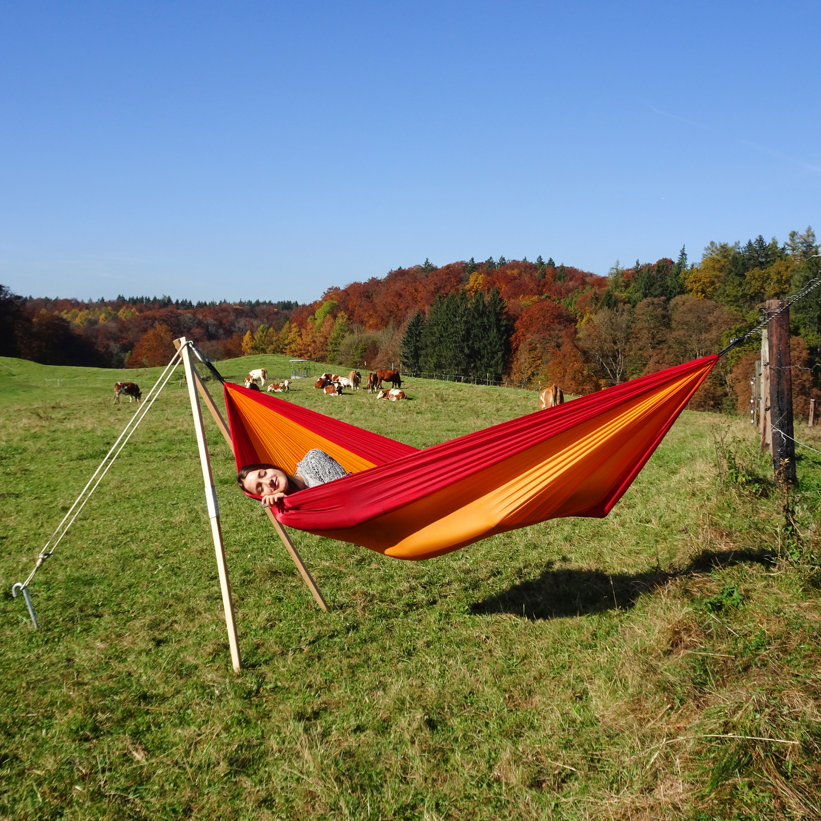 Madera Wooden Post Hammock Stand
