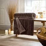 Hockley Large Soft Throw – Quilted 150x200cm Warm Modern Blanket | 150cm x 200cm | Mocha