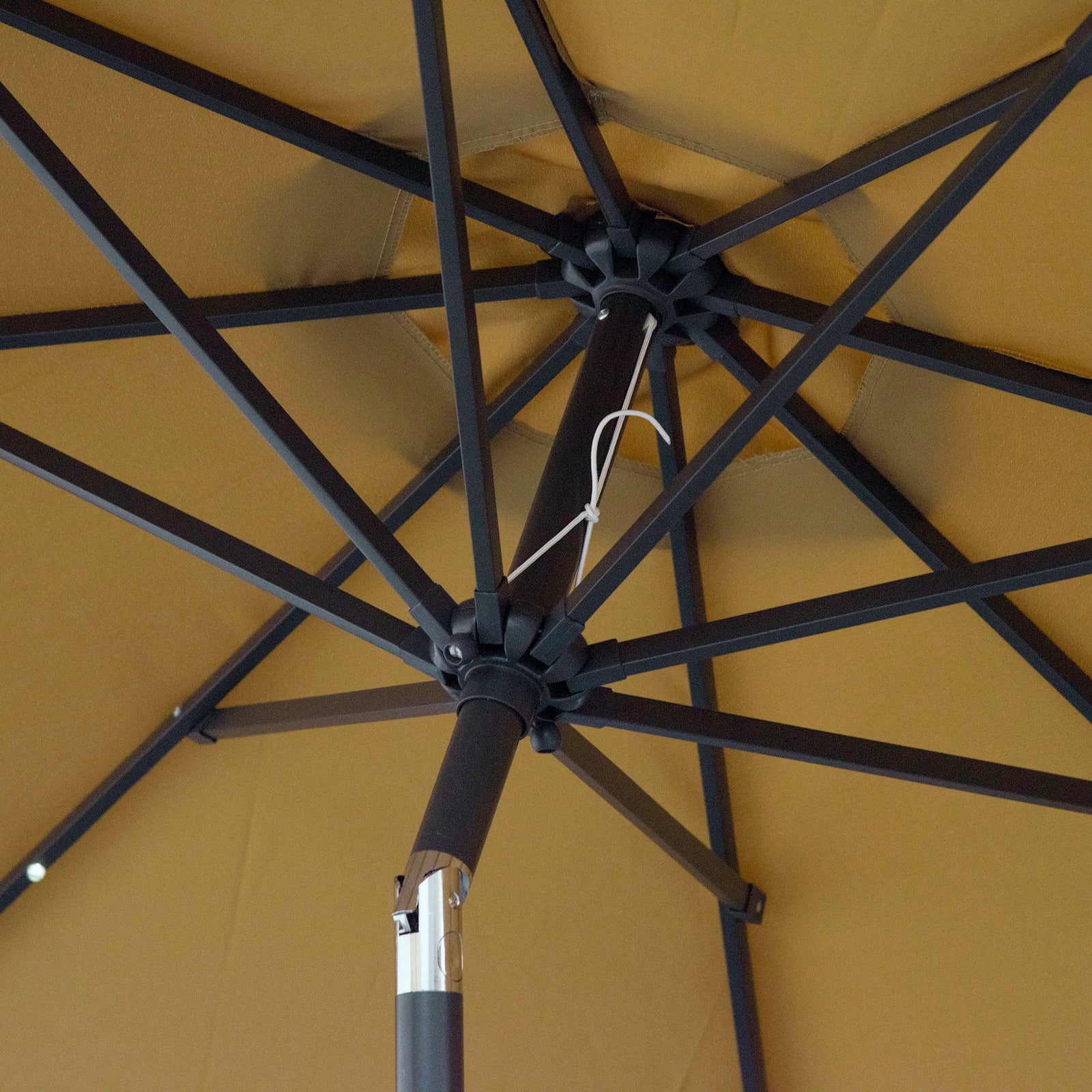 2.7m Patio Led Umbrella W/ Tilt/crank | Brown
