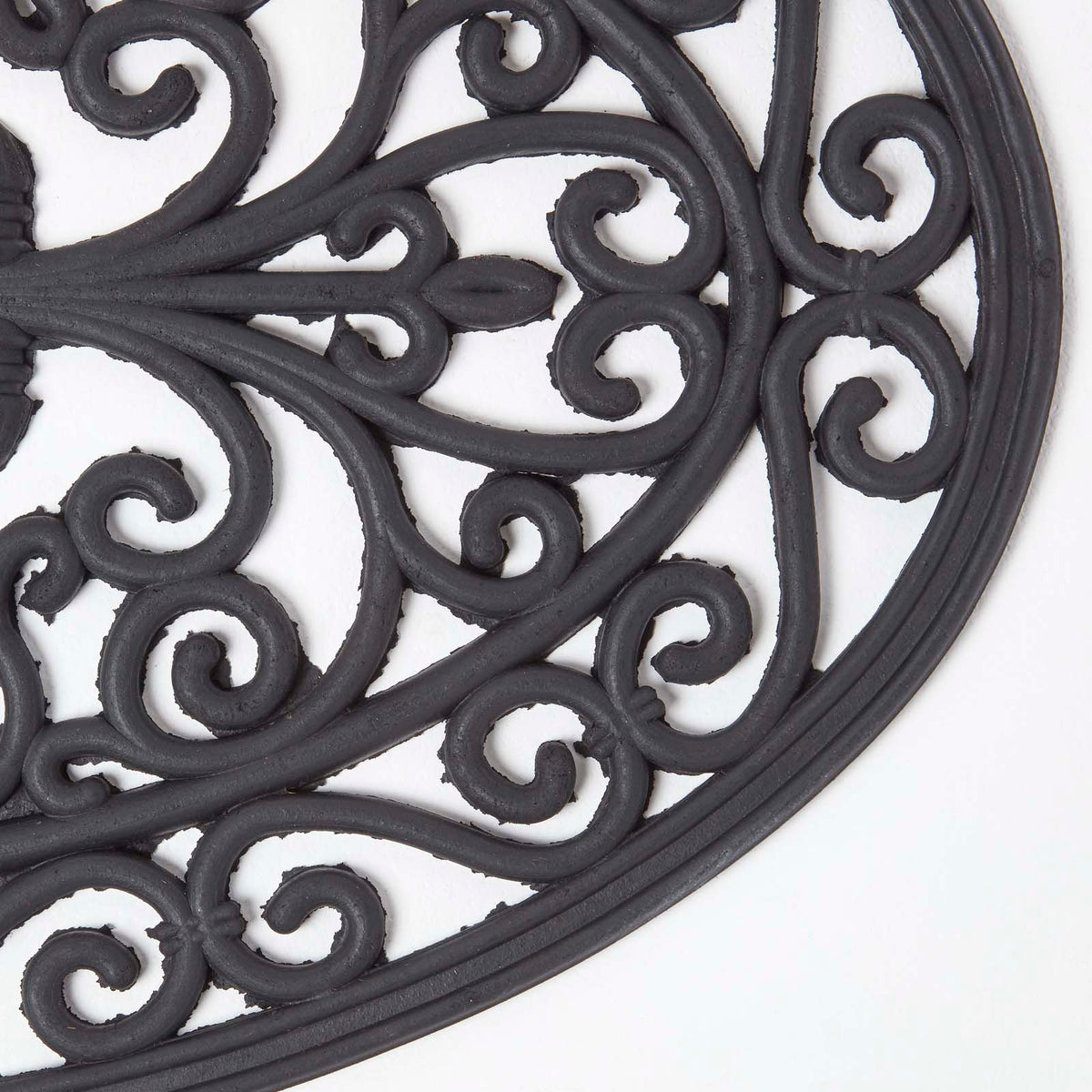 HOMESCAPES Black Wrought Iron Effect Parisian Oval Rubber Doormat