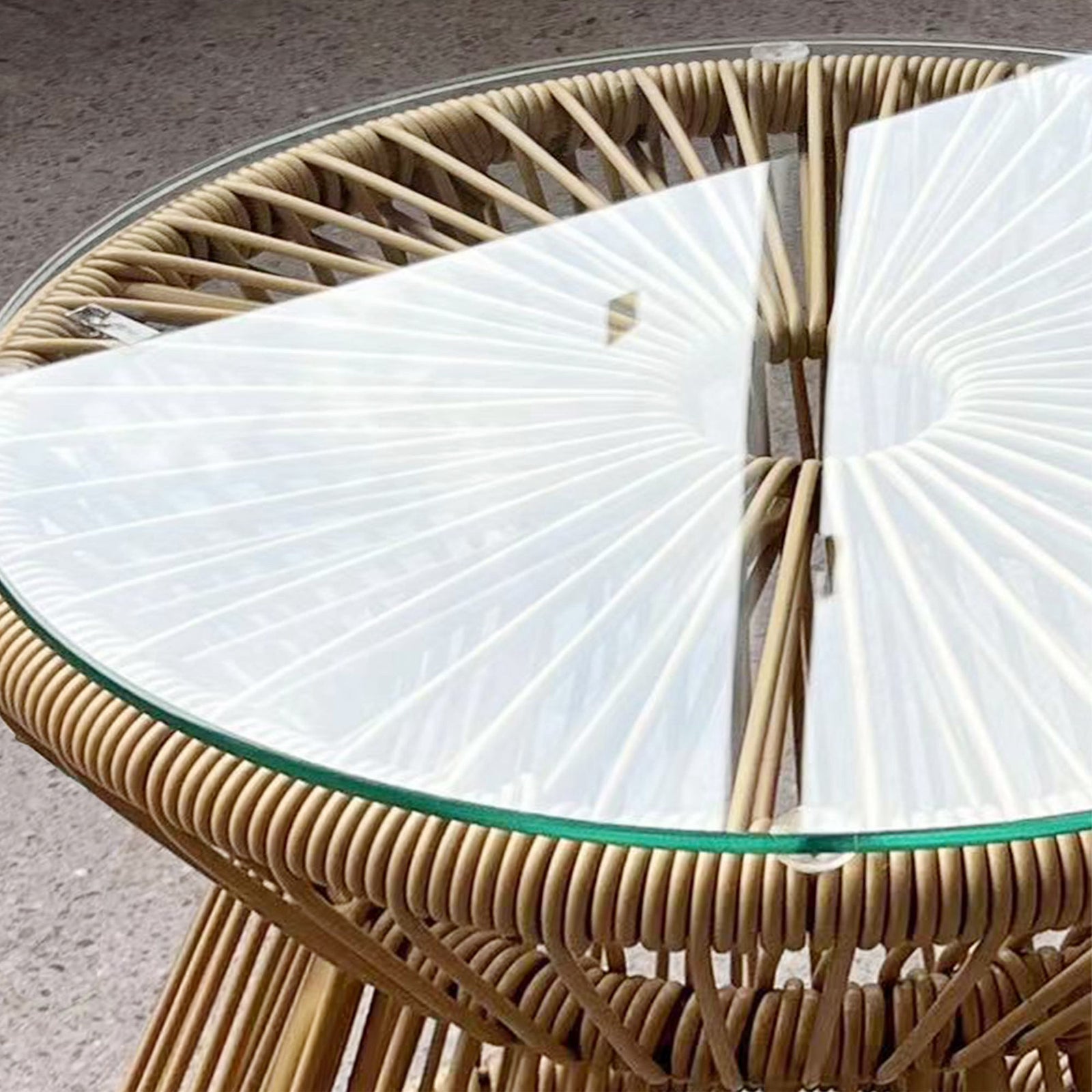 Pe Rattan End Table, Round Side Table, Tempered Glass Top
