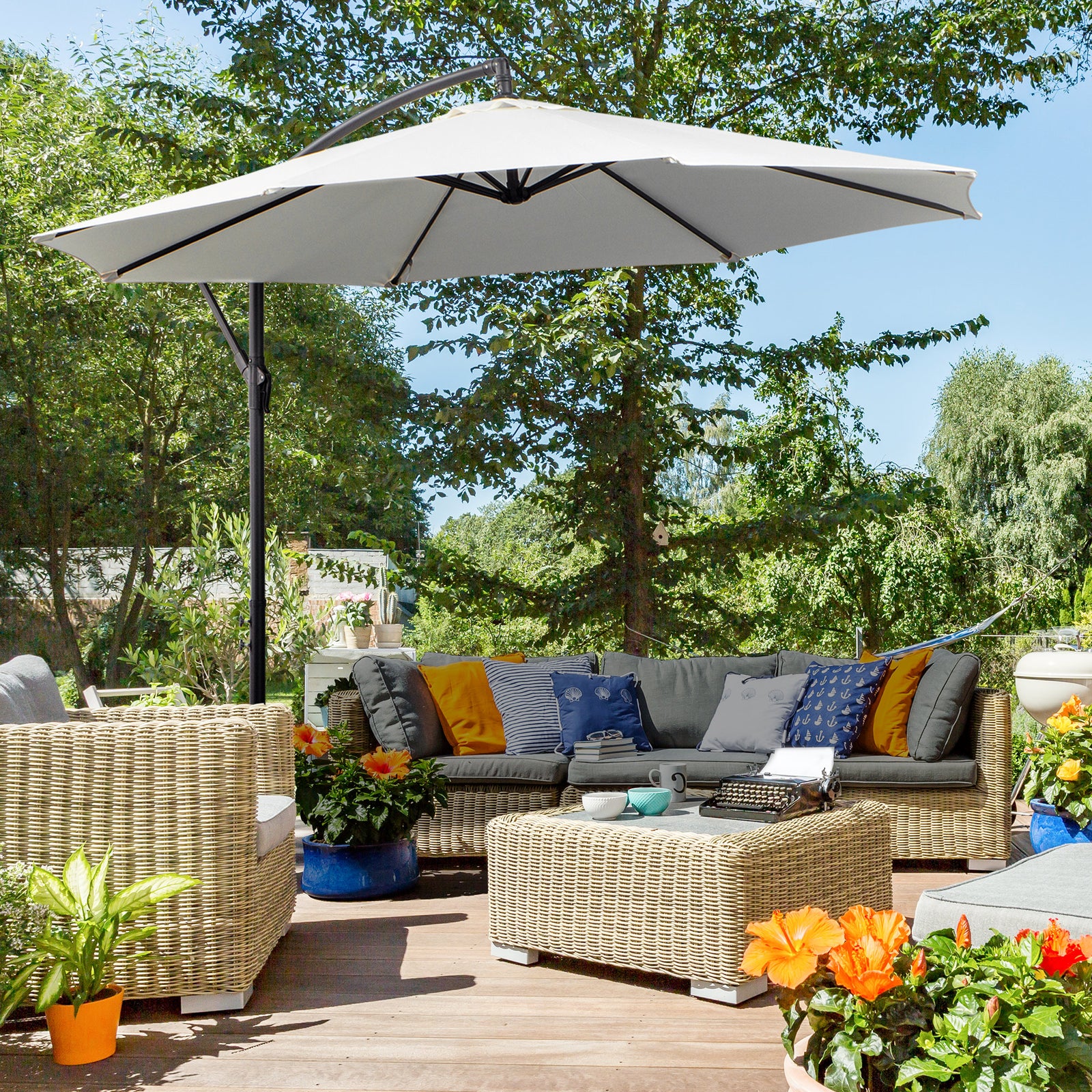 3m Garden Parasol W/ Crank & Base | Cream
