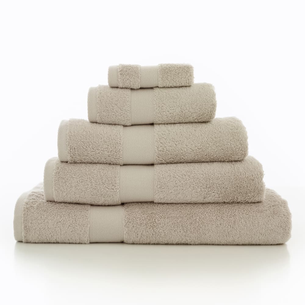 Egyptian Embrace Towels – 550gsm Egyptian Cotton, Fluffy Soft & Highly Absorbent | Bath Sheet | Light Brown