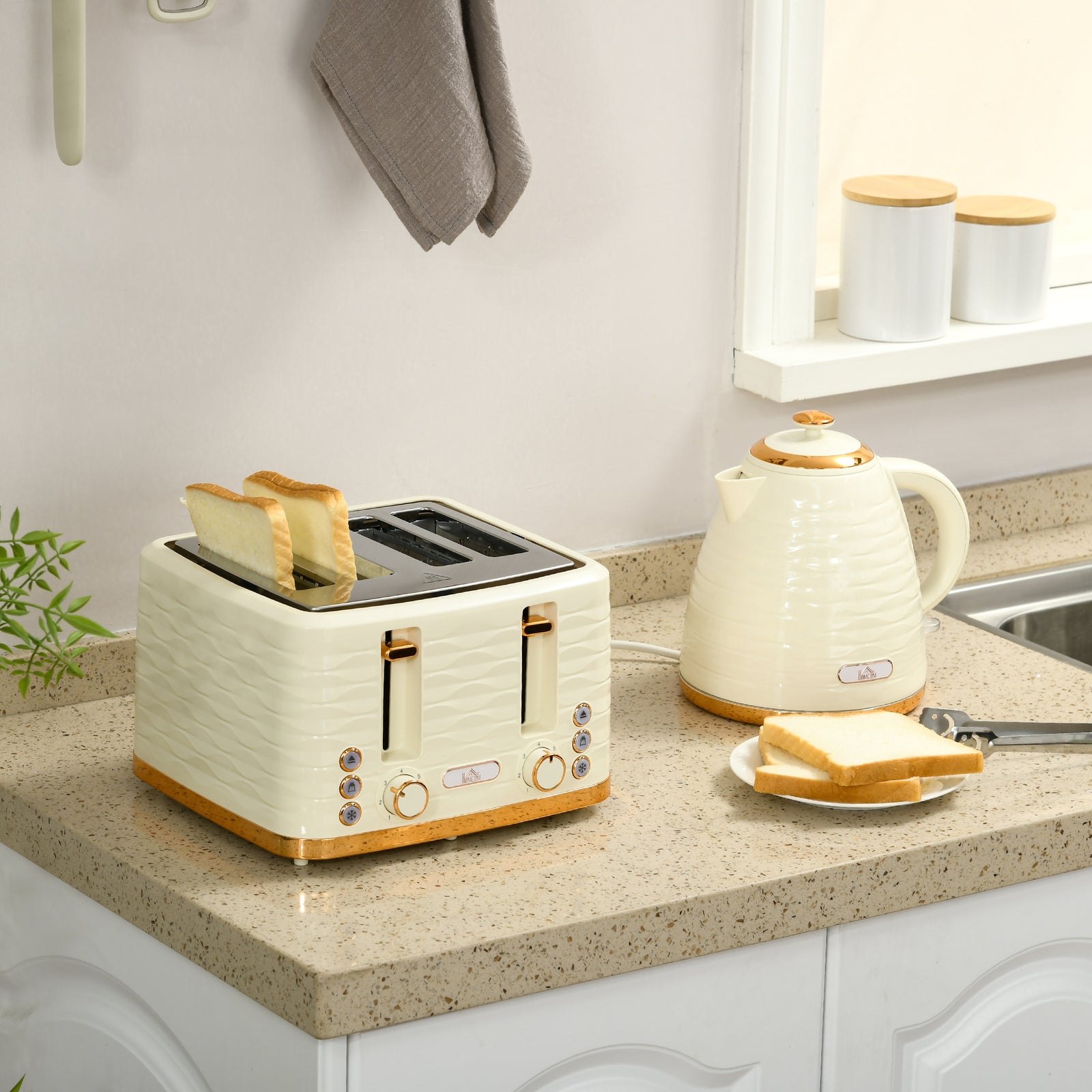 Kettle And Toaster Set 1.7l Boil Kettle And 4 Slice Toaster | One Size