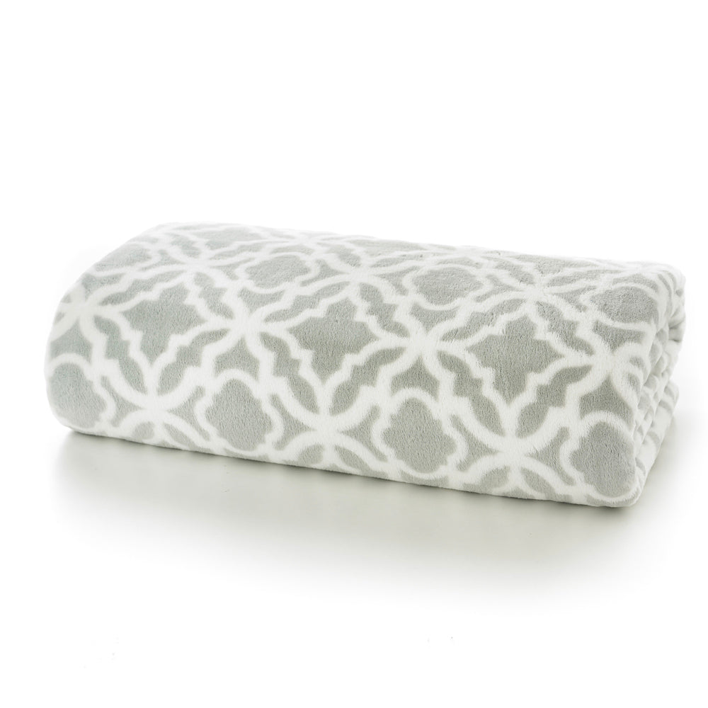 Dovedale Luxury Supersoft Plush Throw | 150cm x 180cm | Gray